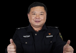 全國人大代表、黃山“守松人”